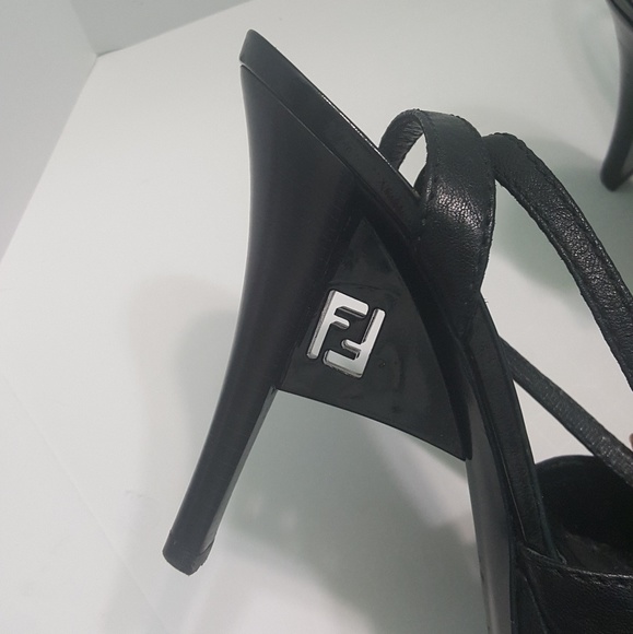 Fendi Zucca FF Black Peep Toe Pumps EU 38 EUC - Picture 8 of 10
